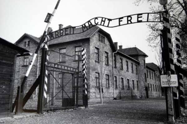 Image - The gate of the Auschwitz concentration camp.