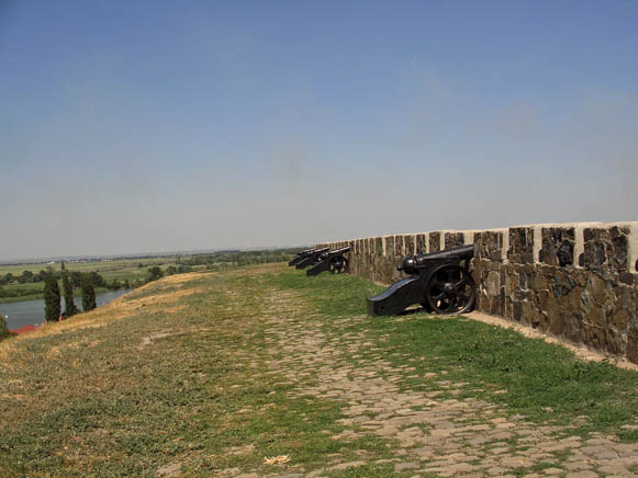Image - Oziv (Azov) fortress ramparts.