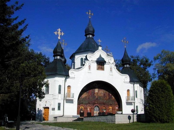 Image -- Berestechko: Saint Georges' Church.