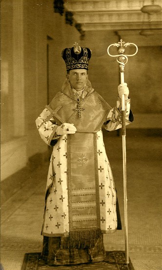 Image -- Bishop Nykyta Budka in 1913 (photo: Ukrainian Cultural and Educational Centre Oseredok, Winnipeg).