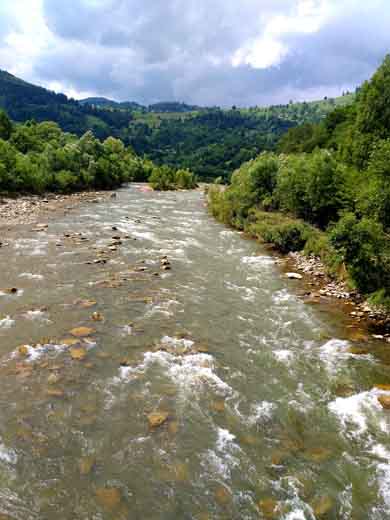 Image -- The Cheremosh River
