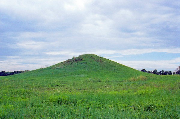 Image - A Copper Age kurhan in Dnipropetrovsk oblast. 