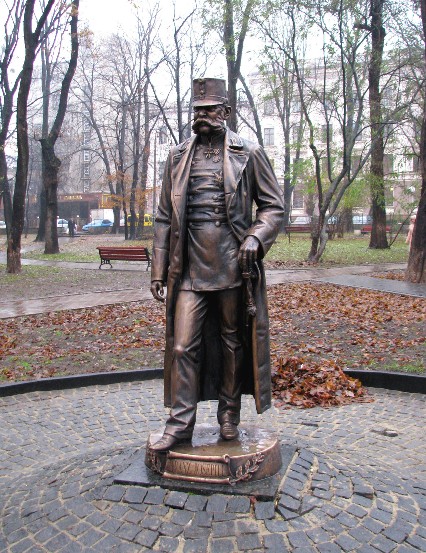 Image - The monument of Emperor Francis Joseph I (Franz Josef) in Chernivtsi.