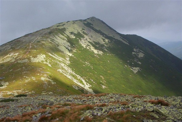 Image -- Gorgany Mountains: Mount Popadia (1,836 m).