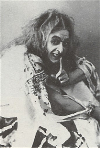 Image - Liubov Hakkebush as Witch in the adaptation of Shevchenko's poem (Donetsk Drama Theater, 1932-33).