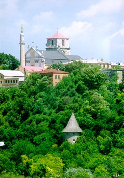 Image - Kamianets-Podilskyi: panorama with view of SS Peter and Paul Roman Catholic Cathedral.