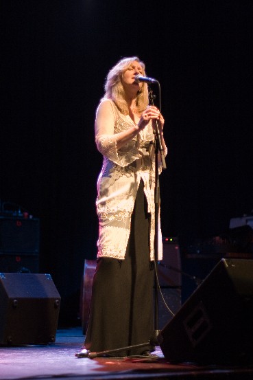 Image - Alexis Kochan in concert.