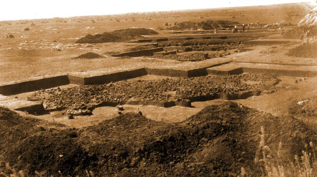 Image -- Kolomyishchyna II archeological site: excavations (1934-7).