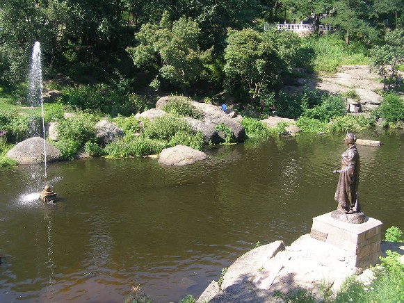 Image -- Korosten: Princess Olha monument near the Uzh River.