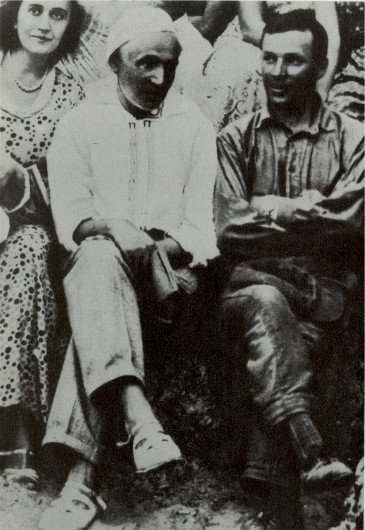Image - Sofiia Fedortseva, Les Kurbas, and Mykola Kulish (1933).