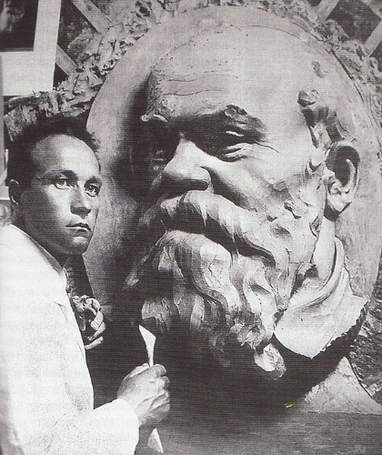 Image - Ivan Makohon at work on Mykhailo Hrushevsky sculture.