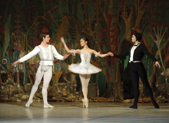 Image -- A performance of the Odesa Opera and Ballet Theater.