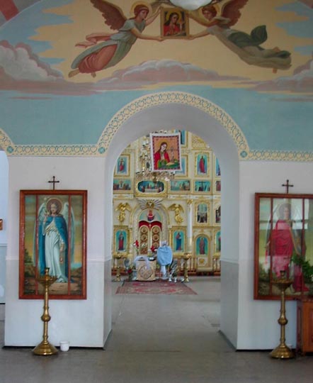 Image -- Okhtyrka: Chathedral of the Holy Protectress (1753) (interior).