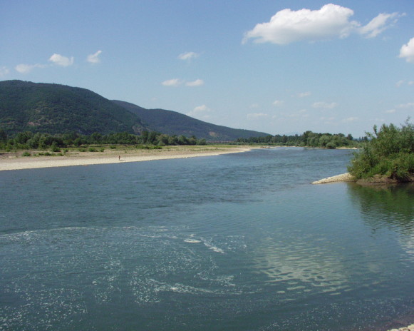 Image - The Tysa River in Prytysiansky Regional Landscape Park. 