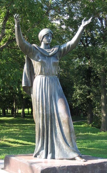 Image -- Putyvl: Monument of Princess Yaroslavna, a heroine of Slovo o polku Ihorevi.