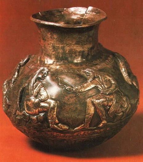 Image - A Scythian bowl (4th cent BC) found in the Haimanova Mohyla kurhan.