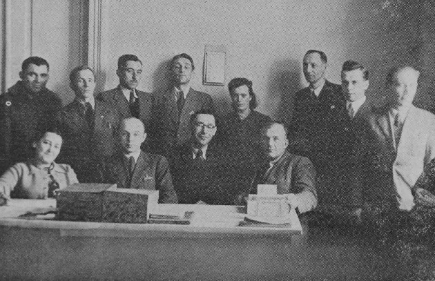 Image - Staff members of Ukrainske Vydavnytstvo in Cracow.
