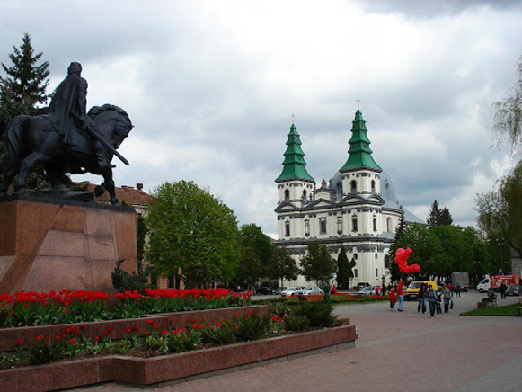 Image - Ternopil: city center.