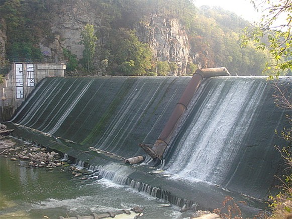 Image - Dam on the Teteriv River near Zhytomyr.