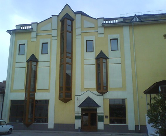 Image - Vinnytsia Regional Studies Museum.