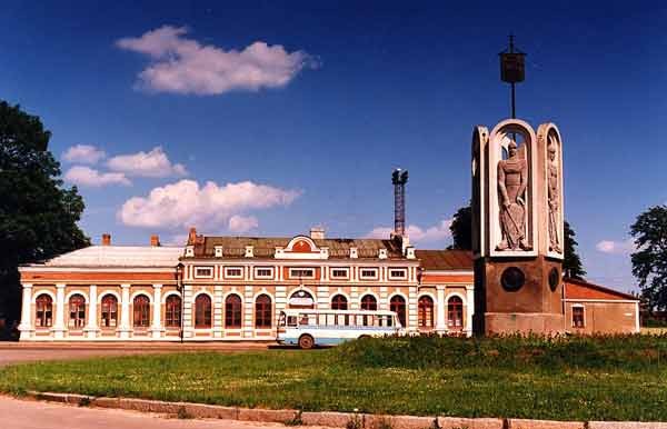 Image - Volodymyr-Volynskyi railway station.