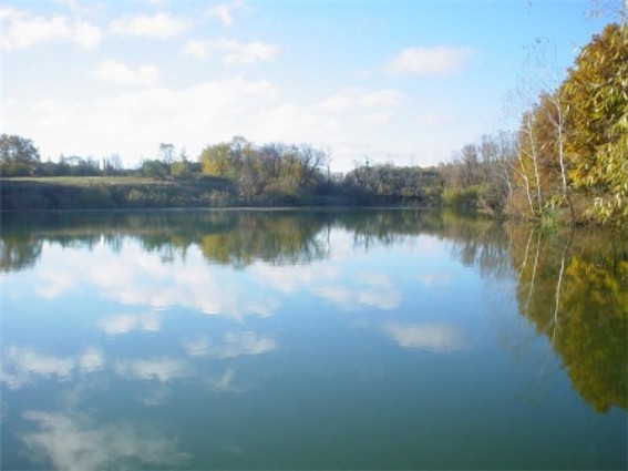 Image -- The Vorskla River near Okhtyrka.