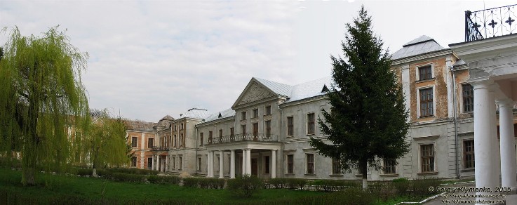 Image -- The Vyshnevetsky (Wisniowiecki) family palace in Vyshnivets (1730-40).