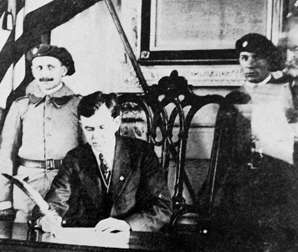 Image - Hryhorii Zhatkovych signs a declaration on behalf of the American National Council of Uhro-Rusins (1918).
