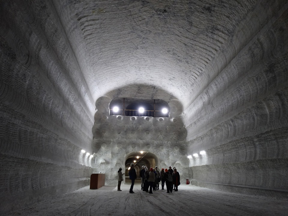 Image - The Bakhmut rock salt deposits: a salt mine in Solevar, Donetsk oblast.