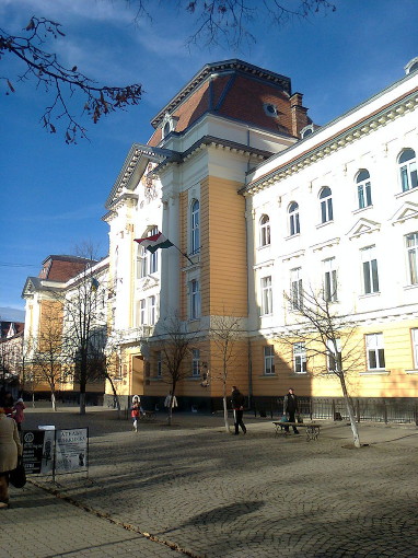Image - Berehove: the Transcarpathian Hungarian Institute.