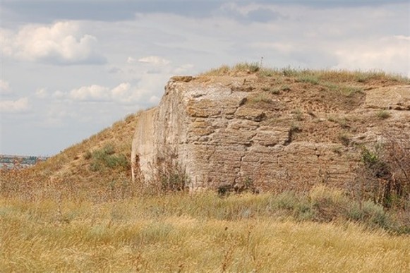 Image -- Ruins of the ancient Greek colony of Borysthen on the Berezan Island.