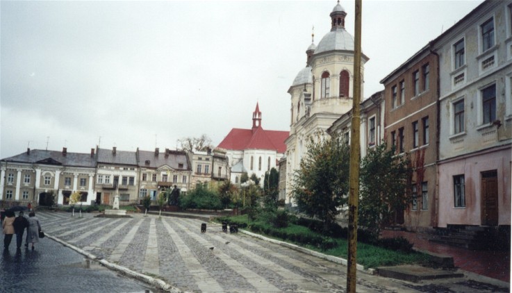 Image -- Berezhany: central square.