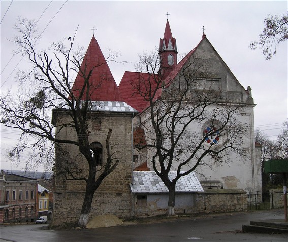 Image -- SS Peter and Paul Church in Berezhany (1600).