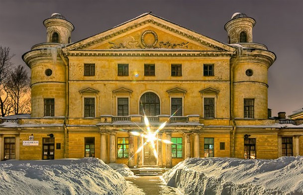 Image - Oleksander Bezborodkos villa in Saint Petersburg. 