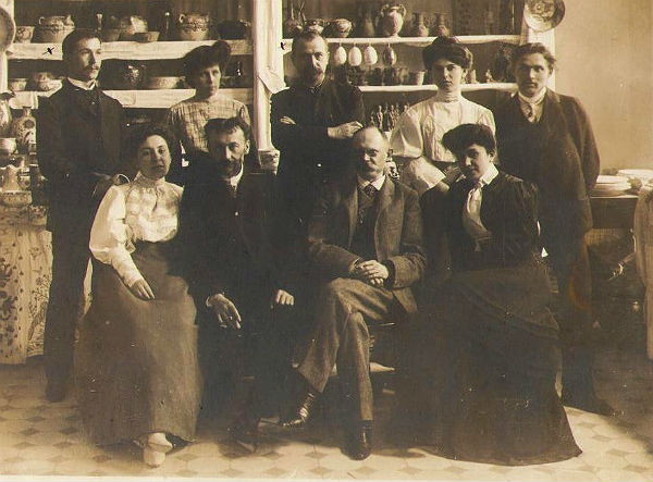 Image - Mykola Biliashivsky, Vikentii Khvoika and other organizers of a folk crafts exhibition 1906.