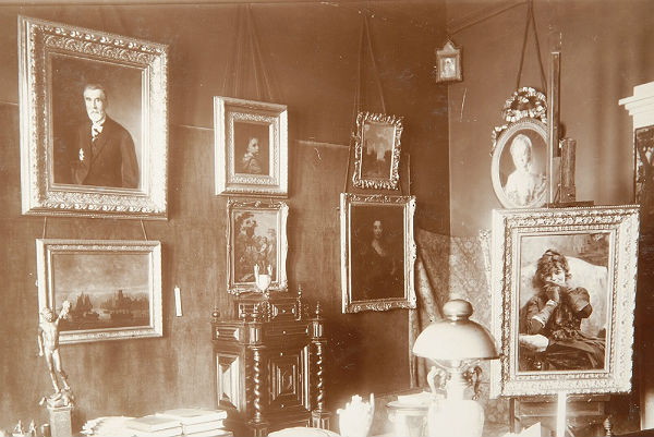 Image -- Bohdan Khanenko's study (1900s).