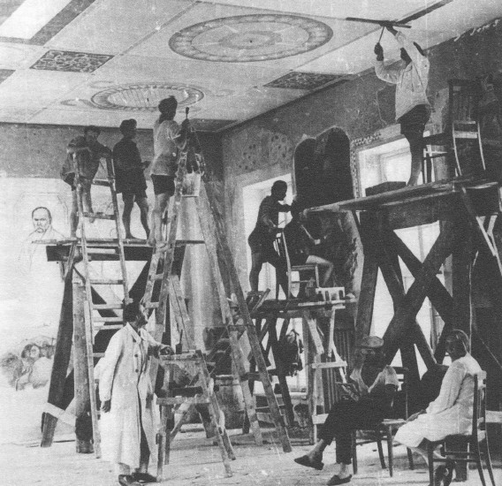 Image -- Mykhailo Boichuk with his students (painting murals at Kyiv University).