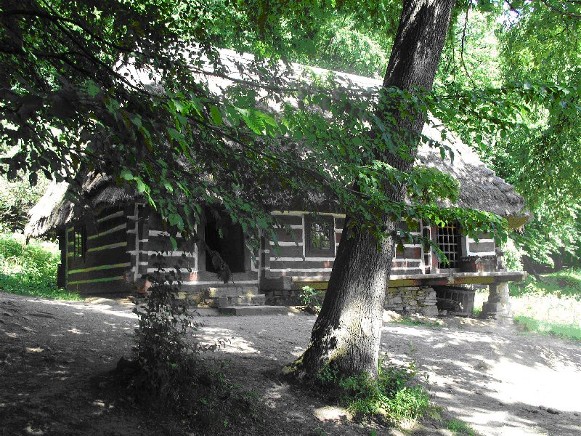 Image - A traditional Boiko dwelling.