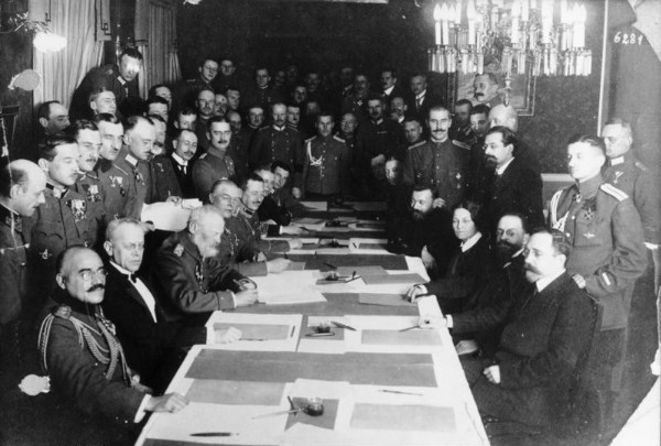 Image -- The Brest-Litovsk Peace negotiations (1918).