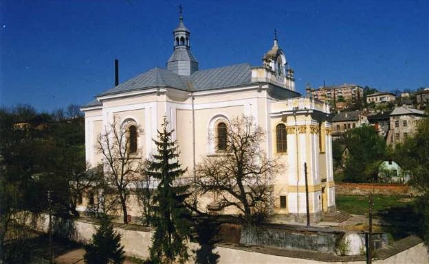 Image -- Buchach: the Dormition Church.