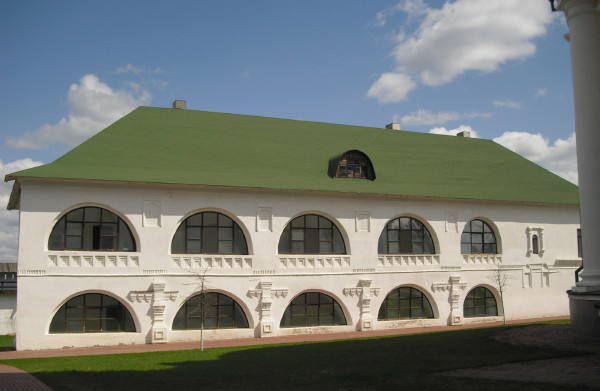 Image - An old bursa (student residence) building in Novhorod-Siverskyi.