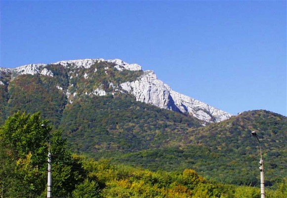 Image - The view of Chatyr-Dag in the Crimean Mountains.