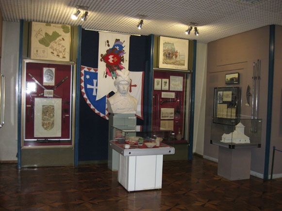 Image -- Cherkasy Oblast Regional Studies Museum: the Cossack-Polish War exhibit.