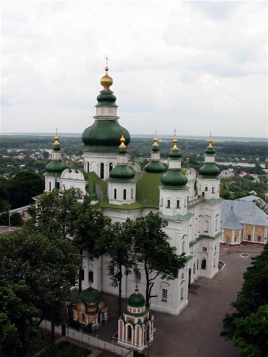 Image -- The Trinity Cathedral (1679-95) at the Trinity-Saint Elijah's Monastery in Chernihiv.