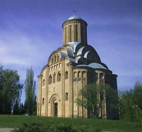 Image -- Church of the Good Friday (late 12th--early 13th century) in Chernihiv.