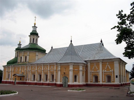 Image -- Church of the Presentation (1677) at the Trinity-Saint Elijah's Monastery in Chernihiv.