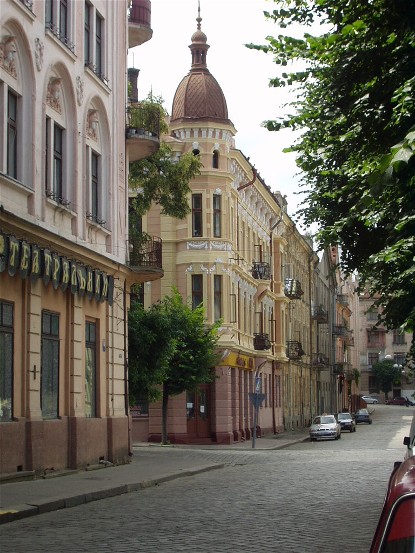 Image -- A street in Chernivtsi.