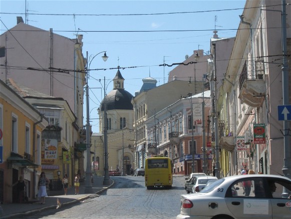 Image -- Cernivtsi (city center).