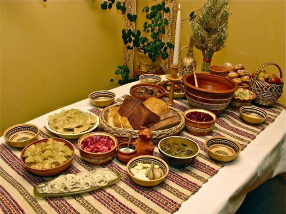 Image - Christmas Eve Ukrainian traditional foods.