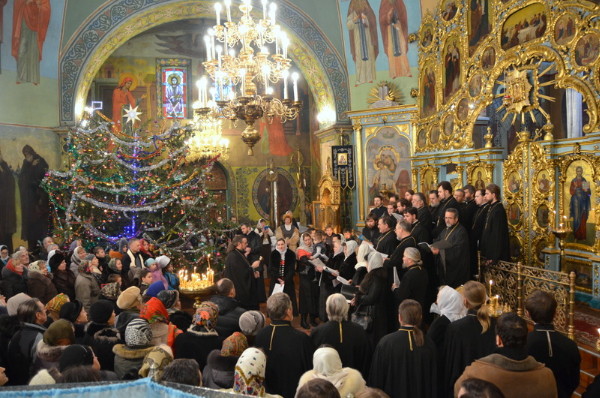 Image -- Christmas Liturgy celebration in Vynnytsia.